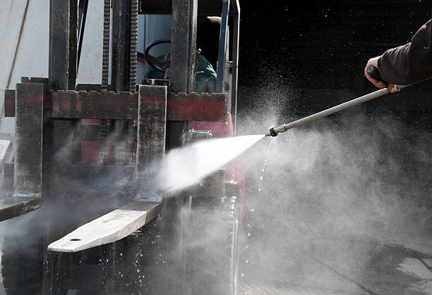Best Concrete Sealing  in Waupaca, WI